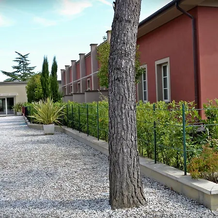 Apartment Cevoli Country Lari